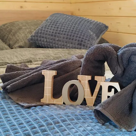 Przy Jeziorze Zywieckim Z Widokiem Na Skrzyczne *