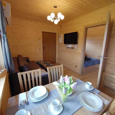 Przy Jeziorze Zywieckim Z Widokiem Na Skrzyczne *