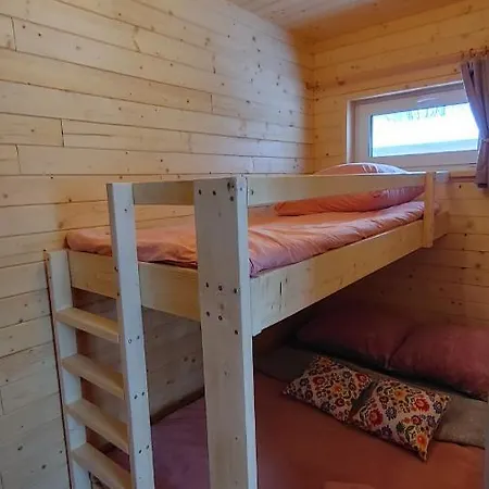 Przy Jeziorze Zywieckim Z Widokiem Na Skrzyczne *