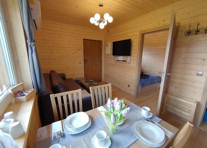 Przy Jeziorze Zywieckim Z Widokiem Na Skrzyczne *