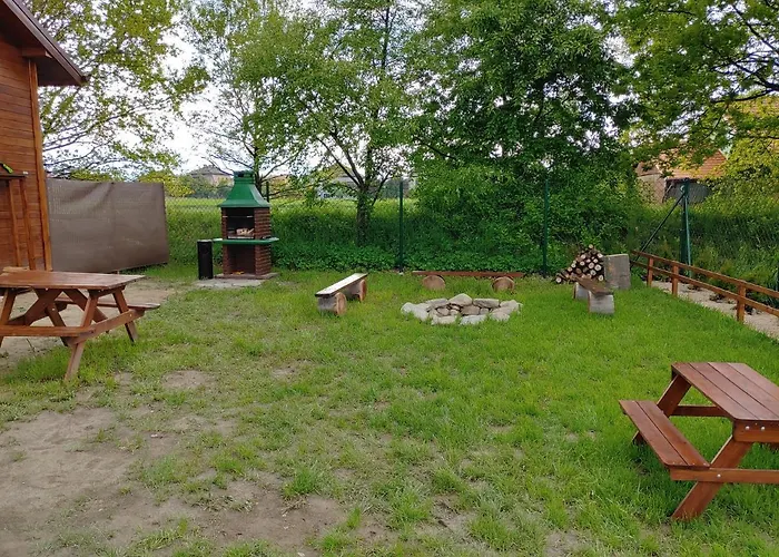 Przy Jeziorze Zywieckim Z Widokiem Na Skrzyczne *