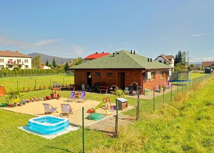 Przy Jeziorze Zywieckim Z Widokiem Na Skrzyczne Żywiec