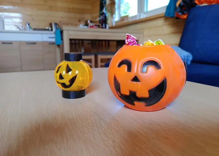 Przy Jeziorze Zywieckim Z Widokiem Na Skrzyczne