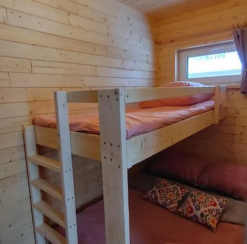 Przy Jeziorze Zywieckim Z Widokiem Na Skrzyczne *