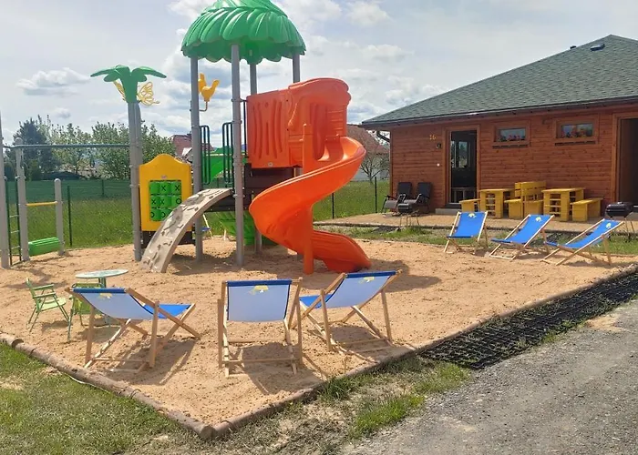 Przy Jeziorze Zywieckim Z Widokiem Na Skrzyczne